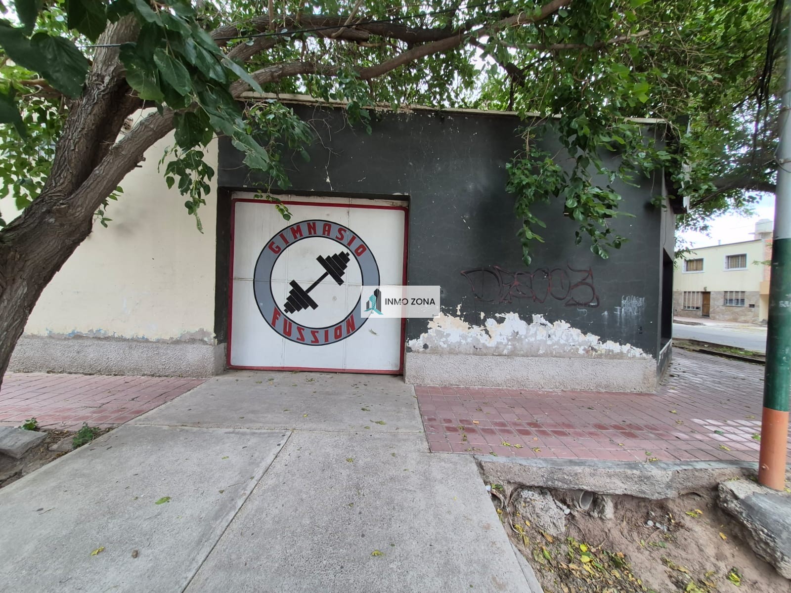 GALPÓN MÁS LOCAL COMERCIAL EN VENTA EN SAN JOSÉ, GUAYMALLÉN, MENDOZA