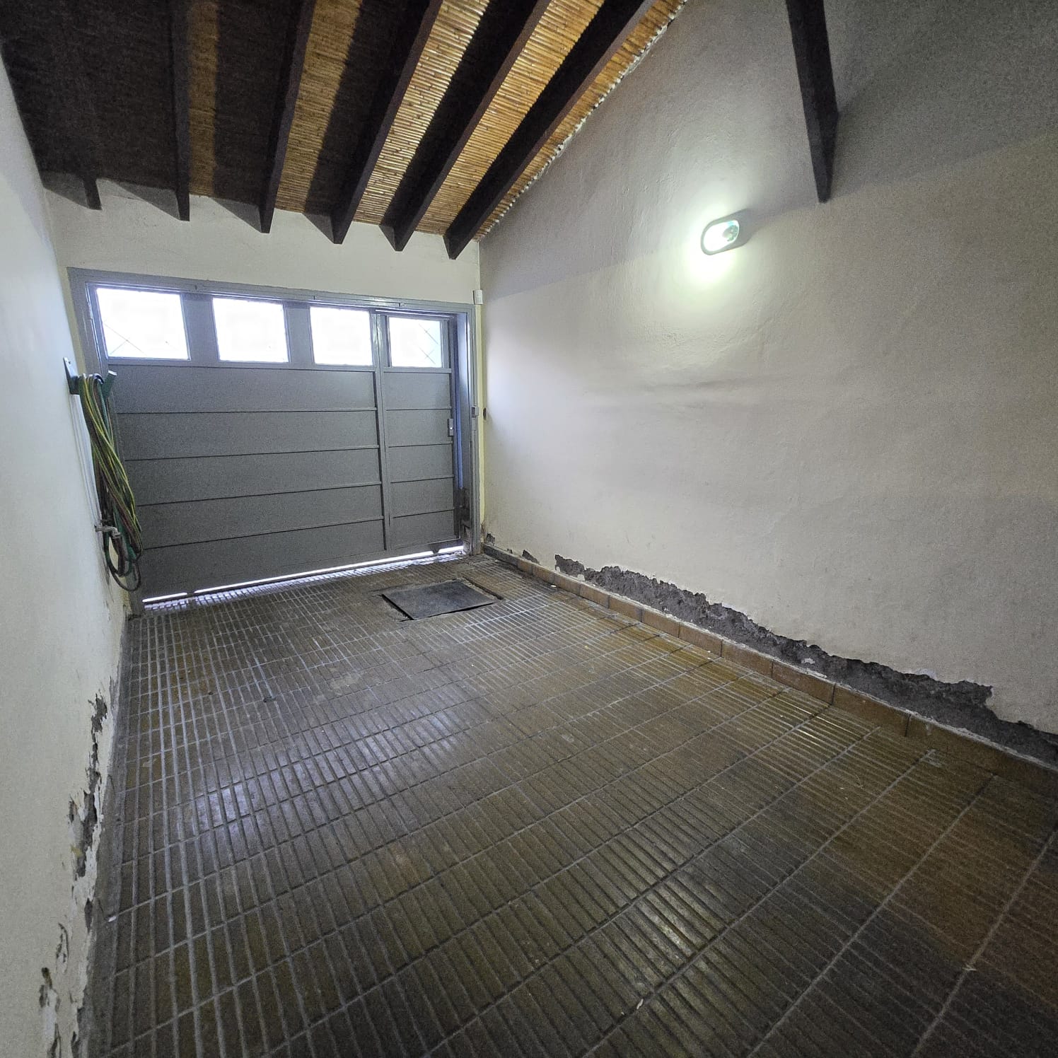 CASA ESQUINA EN VENTA EN SEXTA SECCION, CIUDAD, MENDOZA
