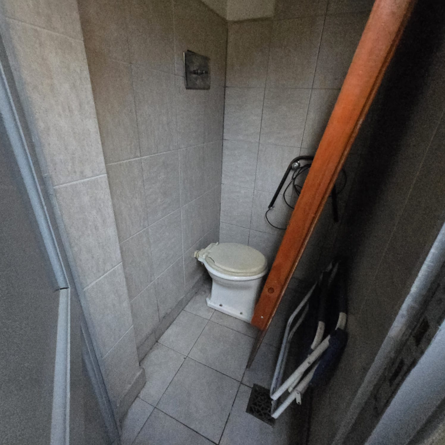 CASA ESQUINA EN VENTA EN SEXTA SECCION, CIUDAD, MENDOZA
